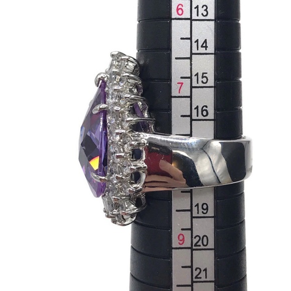 Charles Winston CWE Sterling Silver Purple CZ Ring - Picture 6 of 7